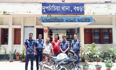 প্রযুক্তি ব্যবহার করে দুপচাঁচিয়ায় উদ্ধার মোটরসাইকেল : গ্রেপ্তার ২