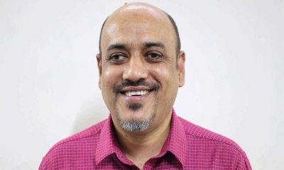 ‘সৈনিক লীগ নেতা থেকে মুরগির ফার্মের মালিকও টিভির লাইসেন্স পেয়েছে’