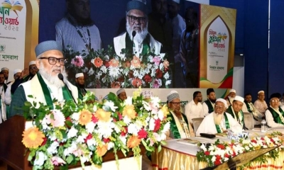 নারীদের পিছনে রেখে আমরা এগোতে পারব না: ধর্ম উপদেষ্টা