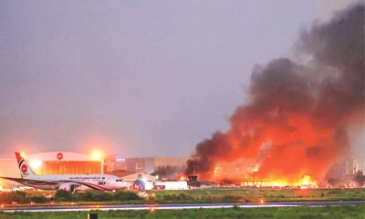 শাহজালালে পোড়া ভবন থেকে মোবাইল চুরির চেষ্টা, আনসার সদস্য বহিষ্কার