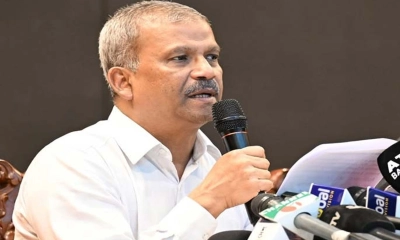 ৩-৪ কার্যদিবসের মধ্যে গণভোট আইন হচ্ছে: আইন উপদেষ্টা