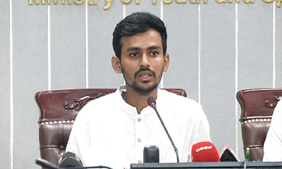 আওয়ামী লীগকে পুনর্বাসনের ষড়যন্ত্র চলছে: উপদেষ্টা আসিফ
