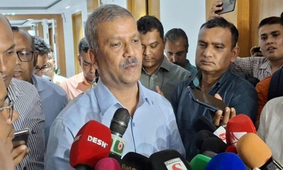 প্রধান বিচারপতির সঙ্গে সেনাপ্রধানের বৈঠকের তথ্য জানা নাই: আইন উপদেষ্টা