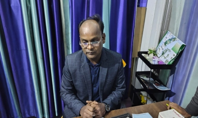 ভুয়া উচ্চতর ডিগ্রিধারী চিকিৎসক আটক