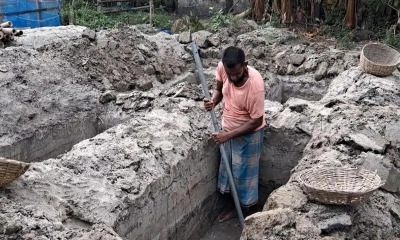 ‘জীবনে প্রথম একসঙ্গে ৯ কবর খুঁড়লাম, হাত কাঁপছিল’
