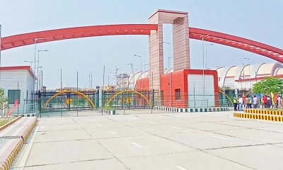 ৭ দিনের ছুটির ফাঁদে বেনাপোল