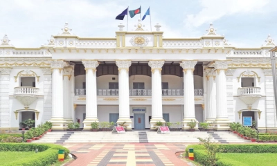 একদিনে টাঙ্গাইলের পাঁচ জমিদার বাড়ি