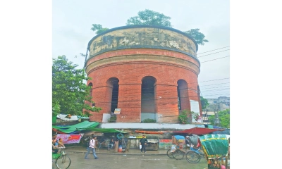 বিস্মৃত ইতিহাসের নীরব সাক্ষী