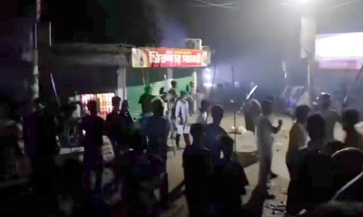 ব্রাহ্মণবাড়িয়ায় টর্চের আলো জ্বেলে দুই গ্রামবাসীর সংঘর্ষ 