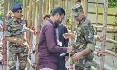 চাকসুতে কড়া নিরাপত্তার মাঝেও ভোটারদের হিড়িক