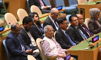 প্রধান উপদেষ্টার নেতৃত্বে বাংলাদেশ প্রতিনিধিদলের রোহিঙ্গা সম্মেলনে যোগদান
