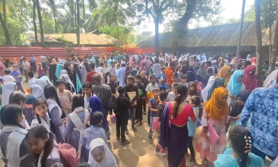 চিলাদি শিক্ষা উন্নয়ন ফাউন্ডেশনের ২০তম মেধা বৃত্তি পরীক্ষার কেন্দ্রে অংশগ্রহণকারীরা। ছবি- সংগৃহীত