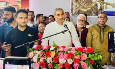 শেখ হাসিনার ফ্যাসিবাদ থেকে হিন্দু সম্প্রদায়ও রক্ষা পায়নি : এ্যানি
