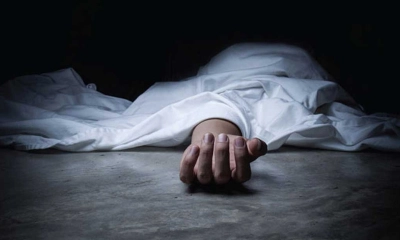 রাজধানীর ফুটপাতে পড়ে ছিল অজ্ঞাত নারীর মরদেহ