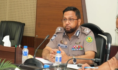 পশুবাহী গাড়ি নিয়ে হাটে টানাটানি করলে কঠোর ব্যবস্থা : ডিএমপি কমিশনার