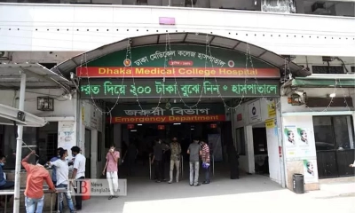 রামপুরায় লিফটের ফাঁকা স্থান থেকে পড়ে শিশুর মৃত্যু