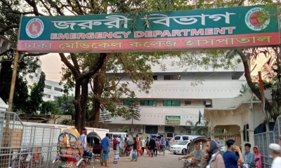 যাত্রাবাড়ীতে বাসের ধাক্কায় বৃদ্ধা নিহত