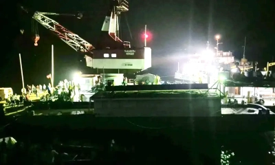 দৌলতদিয়ায় বাস উদ্ধারে কাজ করছে ‘হামজা’