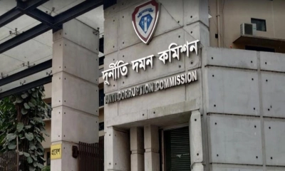 দুদকের আরেক উপ-পরিচালক কমলেশ সাময়িক বরখাস্ত