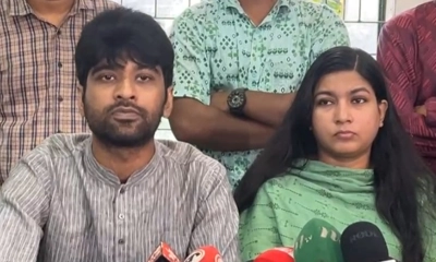 সংবাদ সম্মেলনে মেঘমল্লার বসু ও ইমি। ছবি- সংগৃহীত