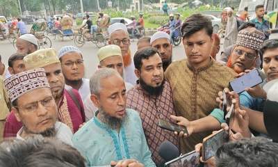 শিক্ষা উপদেষ্টার পদত্যাগ দাবি ইবতেদায়ী শিক্ষকদের