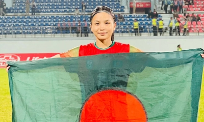 ফুটবলার ঋতুপর্ণাকে বাড়ি করে দেবে বিসিবি