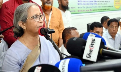 প্রজনন রক্ষায় মা মাছ ধরা বন্ধের আহ্বান মৎস্য উপদেষ্টার