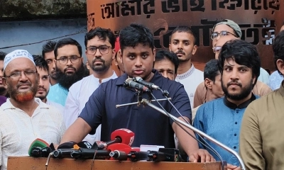 সংসদে ব্যাংক ডাকাত ও ভোটচোরদের বিরুদ্ধে কথা বলছি : হাসনাত আবদুল্লাহ
