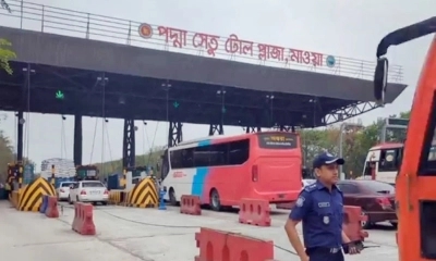 পদ্মা সেতু এলাকায় গাড়ির চাপ বাড়লেও নেই যানজট