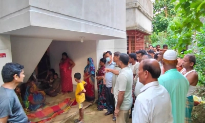 খাগড়াছড়িতে নারিকেল গাছ ভেঙে পড়ে গৃহিনীর মৃত্যু