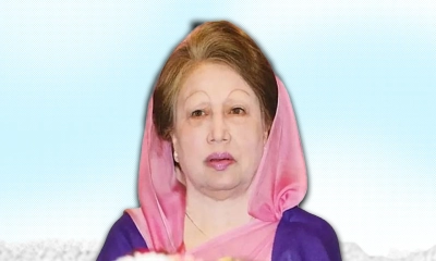 স্বাস্থ্য পরীক্ষা শেষে বাসায় ফিরেছেন খালেদা জিয়া