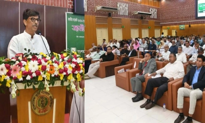 কৃষকেরা ন্যায্যমূল্য থেকে বঞ্চিত : কৃষিমন্ত্রী