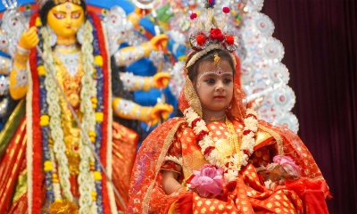 আজ মহাঅষ্টমী কুমারী পূজা