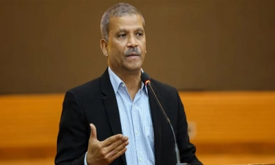 আইন ও বিচার বিষয়ক উপদেষ্টা অধ্যাপক আসিফ নজরুল। ছবি- সংগৃহীত