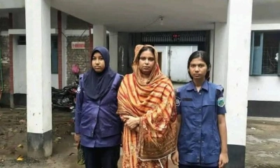 সাবেক মহিলা ভাইস চেয়ারম্যান মিস মেরীকে গ্রেপ্তার করেছে পুলিশ। ছবি- রূপালী বাংলাদেশ