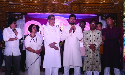 হিন্দু ধর্মাবলম্বীদের ন্যায্য দাবি বাস্তবায়নে কাজ করছে সরকার: মাহফুজ