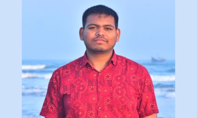 চাঁদাবাজি করতে গিয়ে ধরা রাজ্জাক পুলিশ সংস্কার কমিশনের সদস্য 