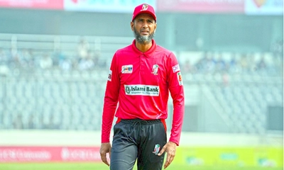 নিলামের চূড়ান্ত তালিকা থেকে বাদ পড়লেন মাহমুদউল্লাহ