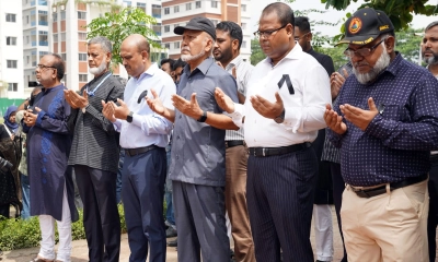 বিমান দুর্ঘটনায় শহীদদের স্মরণে মাইলস্টোন স্কুল অ্যান্ড কলেজে শ্রদ্ধাঞ্জলি