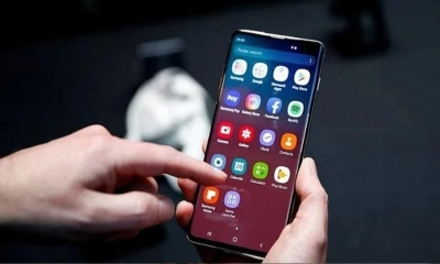 ফোনে নিজ থেকেই ডাউনলোড হয় অদরকারি অ্যাপ, বন্ধ করবেন যেভাবে