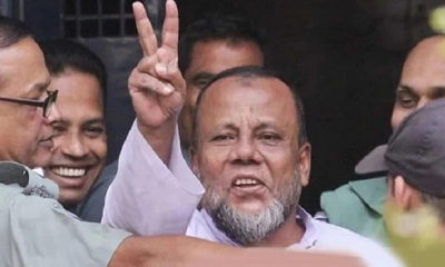 আপিলে খালাস পেলেন ‘যুদ্ধাপরাধে’ মৃত্যুদণ্ডপ্রাপ্ত মোবারক