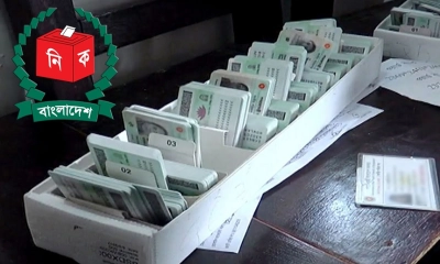 কোটি টাকায় এনআইডির তথ্য বিক্রি, ইসির কর্মচারীসহ গ্রেপ্তার ২