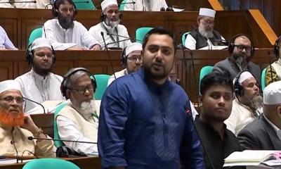 রাষ্ট্রপতিকে অপসারণ করে গ্রেপ্তার করা প্রয়োজন : নাহিদ ইসলাম