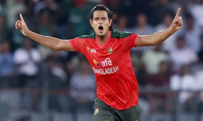 নাসুমের জোড়া আঘাতে খেলায় ফিরল টাইগাররা