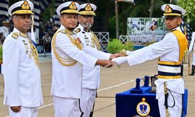 সার্বভৌমত্ব সুরক্ষায় ত্যাগ স্বীকারের শপথ নিলেন ৬১ নবীন নৌ কর্মকর্তা