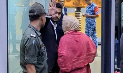 উন্নত চিকিৎসা নিতে সিঙ্গাপুর গেলেন নুরুল হক নুর