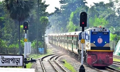 উল্লাপাড়ায় রেলের পুকুর ইজারা কেলেঙ্কারি: তদন্ত ঝুলে দুই মাস, বাড়ছে ধামাচাপার অভিযোগ