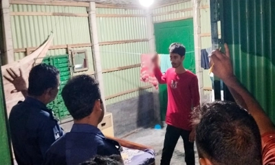 নামাজরত বাবাকে কুপিয়ে হত্যা করল মাদকাসক্ত ছেলে