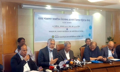 সংবাদ সম্মেলনে কথা বলছেন বাপি মহাসচিব ডা. জাকির হোসেন। ছবি- সংগৃহীত