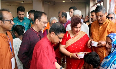 ঢাকায় নিযুক্ত বিদেশি দূতদের শারদীয় শুভেচ্ছা